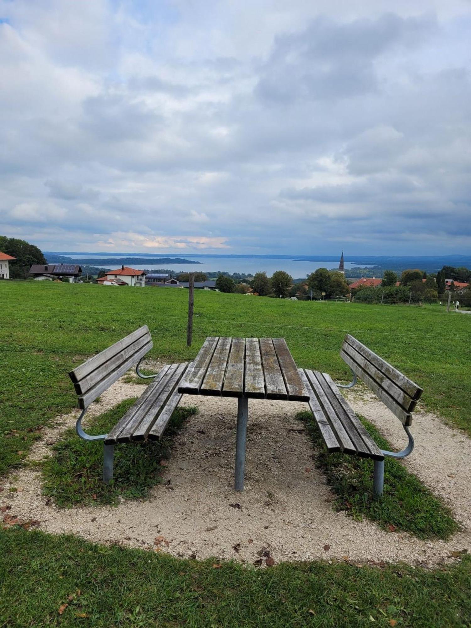 Schnuckeliges Appartement In Prien Am Chiemsee Exteriér fotografie