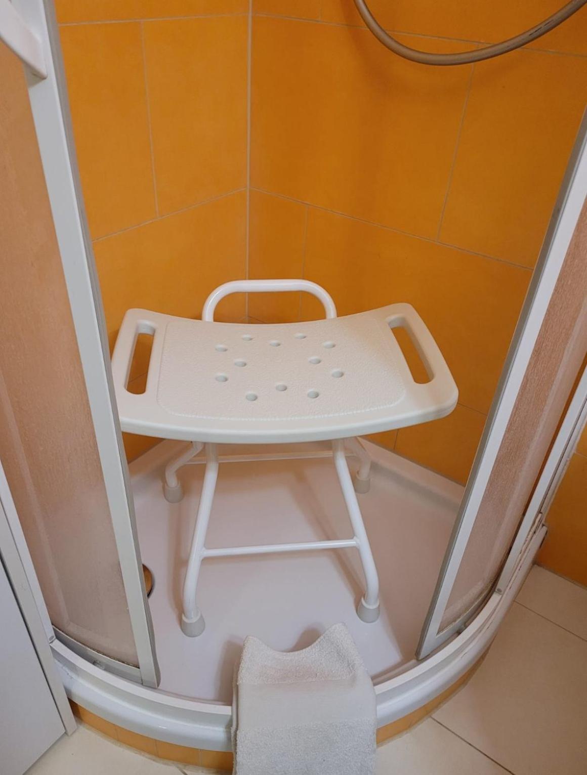 Schnuckeliges Appartement In Prien Am Chiemsee Exteriér fotografie